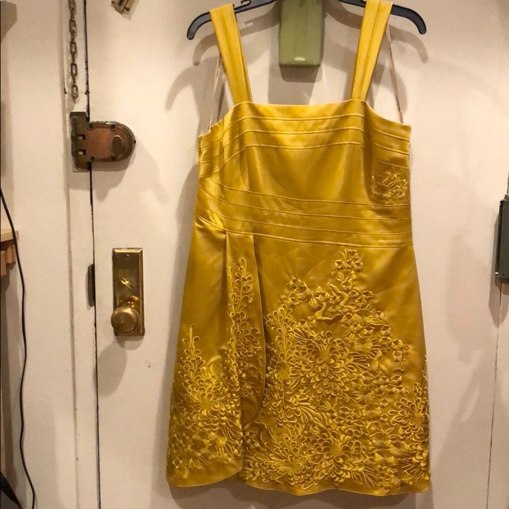 Gorgeous mustard yellow Karen Millen dress
